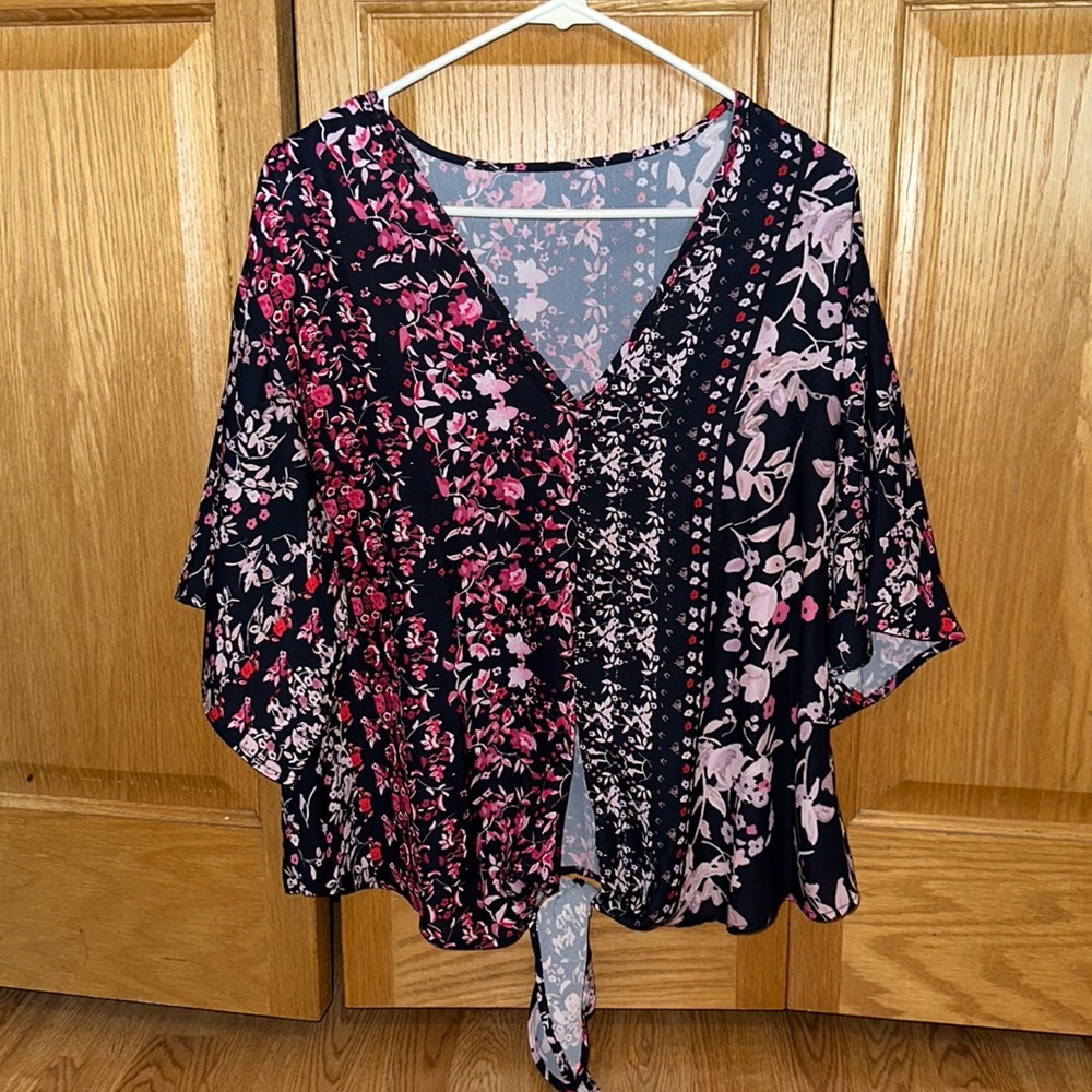 NWOT Farktop Women’s Blouse
